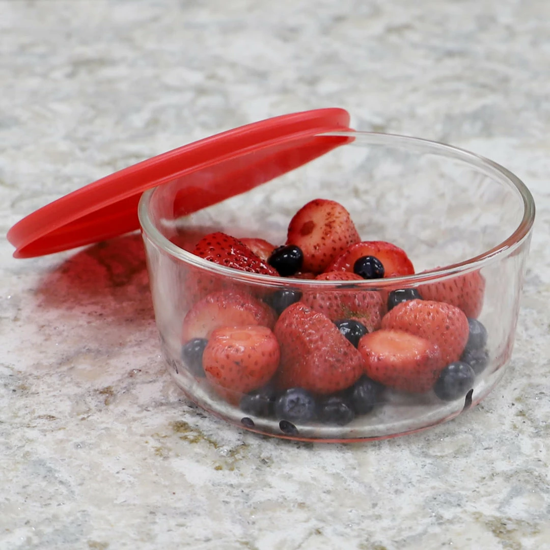 Outlet 🌟 Home Basics Round 32 oz. Borosilicate Glass Food Storage Container with Red Lid 🎉 4 Outlet 🌟 Home Basics Round 32 oz. Borosilicate Glass Food Storage Container with Red Lid 🎉 - Image 2