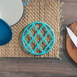 Brand new 🔔 Home Basics Lattice Collection Round Heavy Weight Multi-Purpose Decorative Cast Iron Trivet with Soft Non-Skid Rubber Peg Feet, Turquoise 😀 -Home Basics Sales dabdf829b95a43e69ace50997ec1eabc c5020acf 2548 423a b48c 8bed52b650b8 1080x