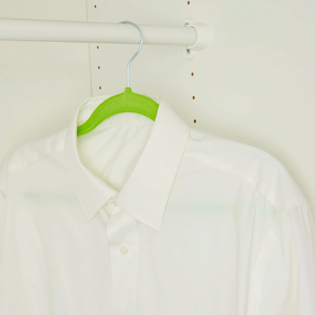 New โค๏ธ Home Basics 10 Piece Velvet Hanger, Green ๐ 5 New โค๏ธ Home Basics 10 Piece Velvet Hanger, Green ๐ - Image 3